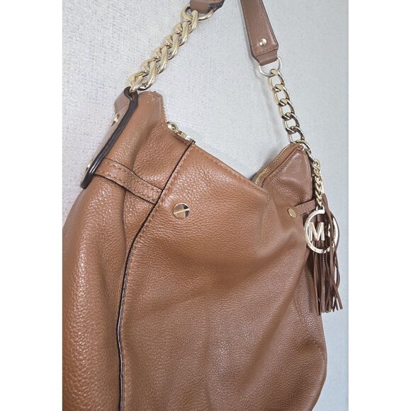MICHAEL KORS MEGAN BROWN PEBBLED LEATHER TASSEL CROSSBODY OR SHOULDER BAG - Picture 4 of 11